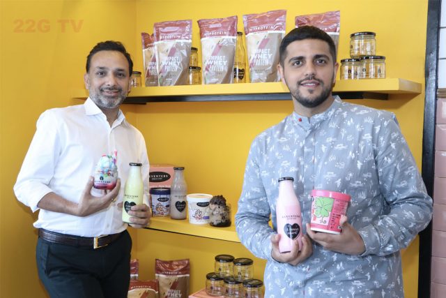 (L-R)Saurabh Gautam,COO, Keventers & Aman Arora,Co-founder,Director & CMO at Keventers showcasing signature milk shakes & food items at the unveiling of India's first Keventers cafe outlet at VIP Road Zirakpur.