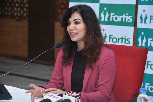 Fortis Mohali successfully treats 18-year-old girl with ovarian cyst through robotic surgery