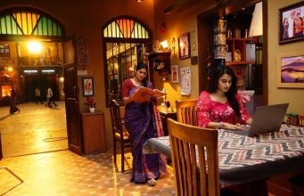 Pushpa learns computer from daughter-in-law Deepti in Sony SAB’s Pushpa Impossible Sony SAB’s Pushpa Impossible