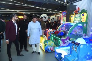 Gian Chand Gupta, Speaker, Haryana Vidhan Sabha taking a round of 'Funville' -The Joy Land, at Bella Vista Mall, Panchkula 22G TV