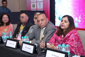 Dr Preeti Jindal Organising Chairperson of Cosgynae 23 ( extreme right) along with other gynaecology experts from India and abroad addressing the media at the 2 day  International Interdisciplinary Conference 'Cosgynae-23