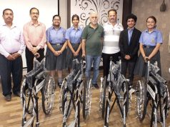 Hope Club & other students with representatives of 2 main temples of Chandigarh that have been given wheelchairs by the club for needy devotees..JPG