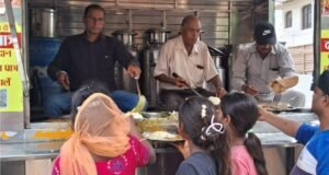Community Kitchen Held to Mark the Beginning of ‘Saawan’ Community Kitchen Held to Mark the Beginning of 'Saawan'