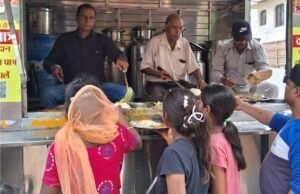 Community Kitchen Held to Mark the Beginning of ‘Saawan’ Community Kitchen Held to Mark the Beginning of 'Saawan'